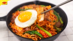 Mì Xào Hàn Quốc