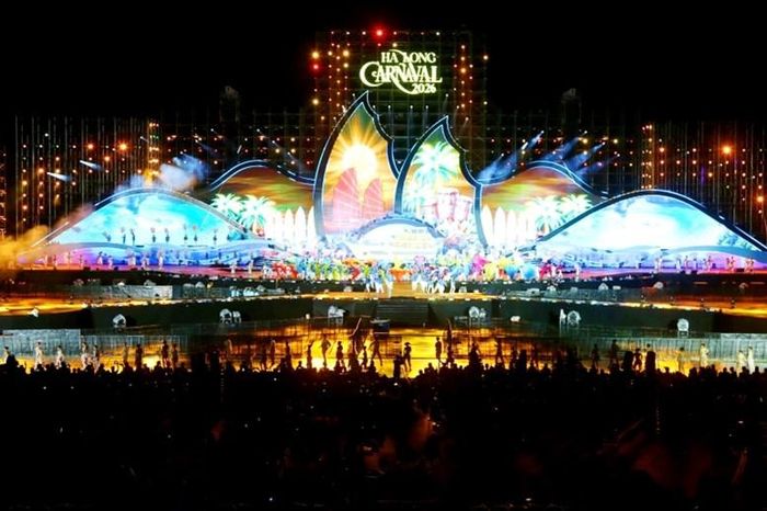 Carnaval Hạ Long 2026: Vũ hội đường phố bên bờ di sản - Báo Văn hóa