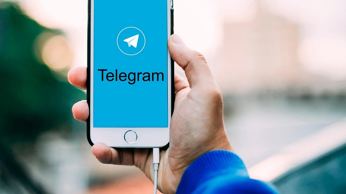 클라우드 기반 AI 서비스 구조와 보안 관리 방법