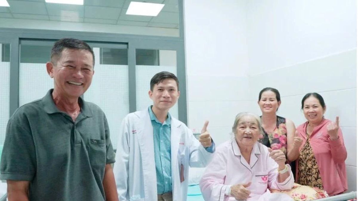 Phẫu thuật thành công nấm xoang bướm xâm lấn nền sọ cho cụ bà 78 tuổi - Báo Tri thức &amp; Cuộc sống