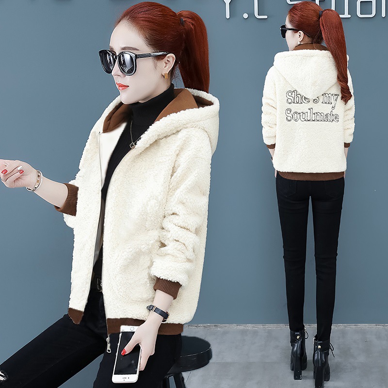 Lamb fleece coat, hooded, lined