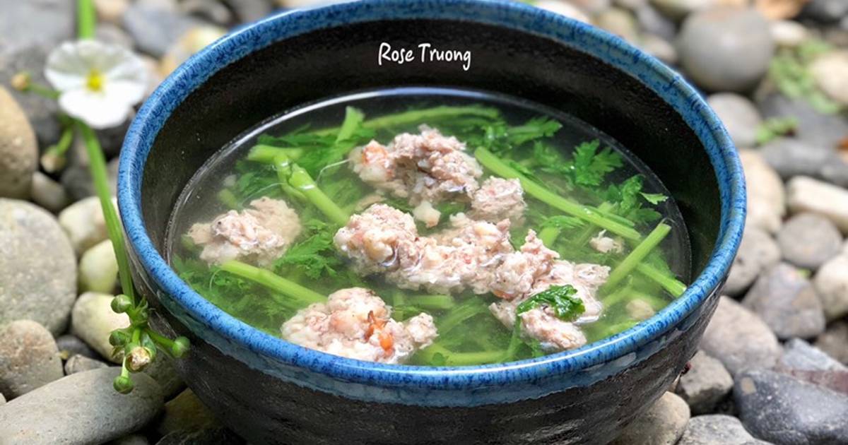 Canh Cải Cúc Nấu Tôm Thịt