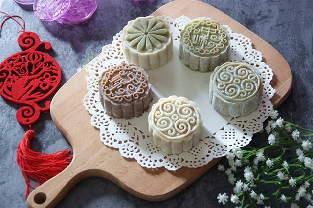 Bánh Trung Dẻo Nhân Bí Đỏ