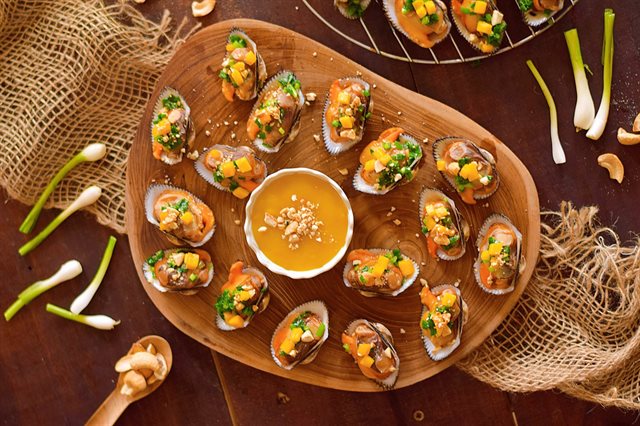 Sò Lông Nướng Sốt Xoài