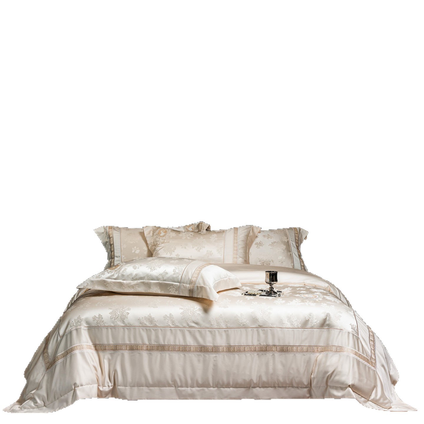 Luxurious cotton satin bed linen set, 100-thread count