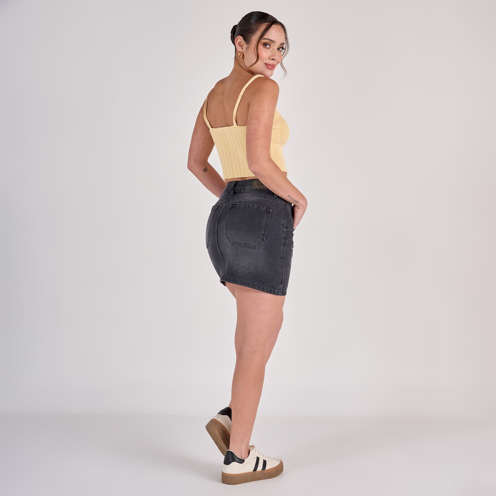 Falda dama rígida 100% algodón, color Gris - Vista 3