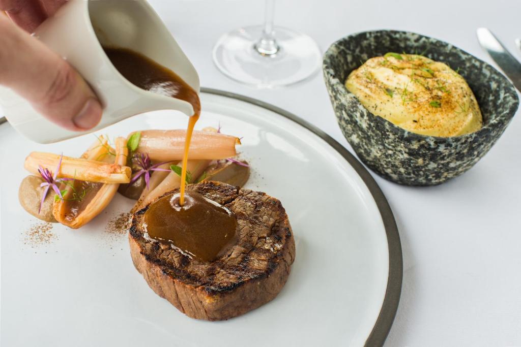 The Lake Room Restaurant, Aghadoe Heights