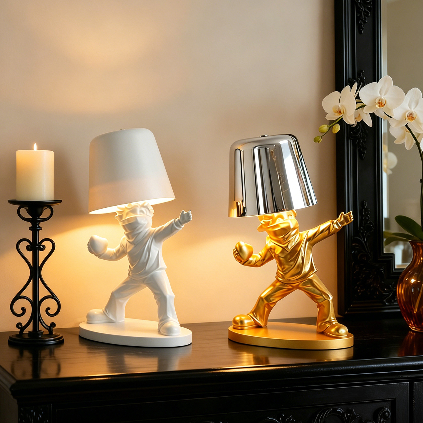 Moderne Tischlampe mit Figurenmotiv, dreifarbig dimmbar