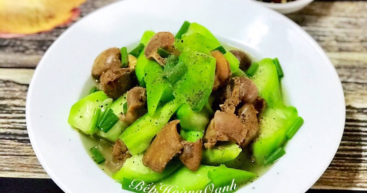 Mướp Khía Xào Lòng Gà