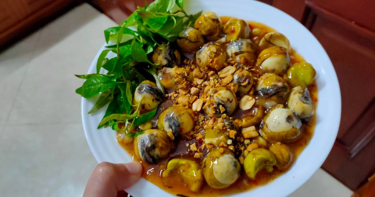 Cút lộn xào me