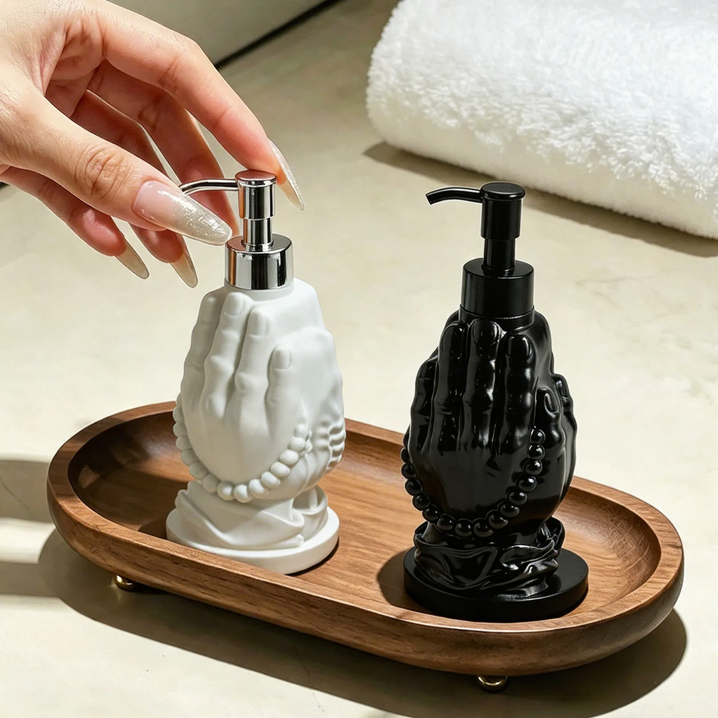 Seifenspender Buddha-Hand-Design