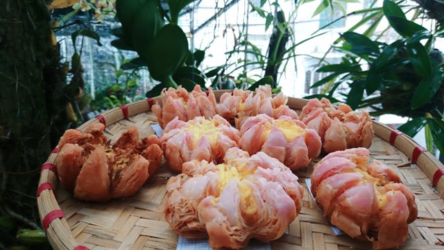 Bánh Trung Thu Hoa Sen