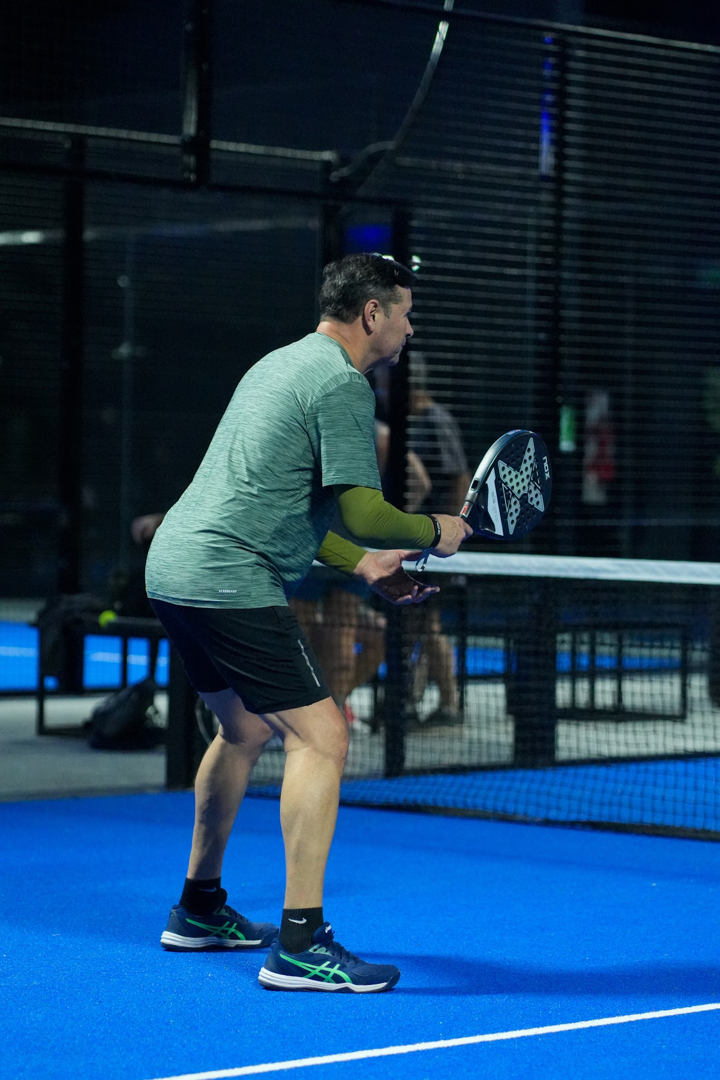 Cancha de pádel indoor en World Padel Center Pilar