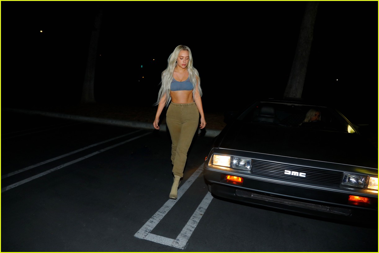 Yeezy gallery image 1