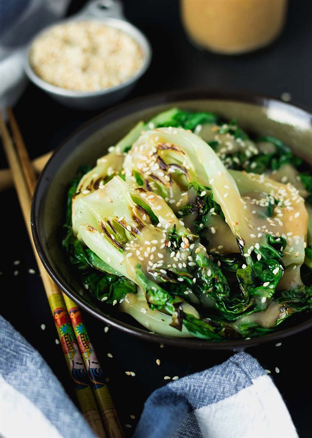 Cải Thìa Xào Gừng Và Tương Miso