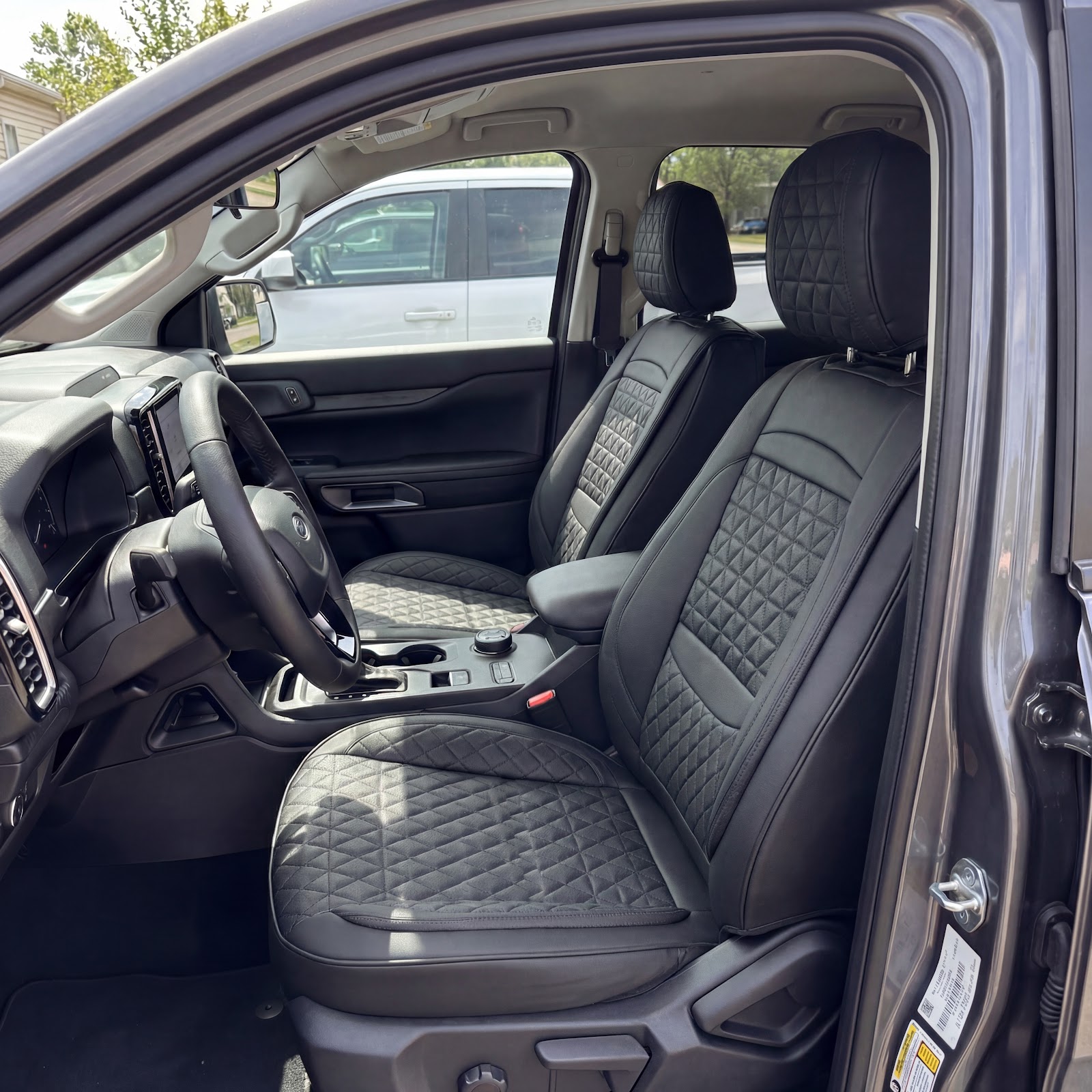 Premium seat cover for Ford Ranger