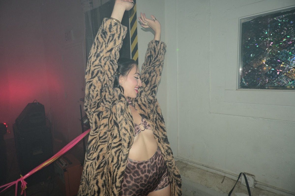 @tlau.photos_thelostandunfounds_2026-03-29_austin_last_night_024