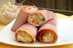 Bày trí ra đĩa và thưởng thức.
