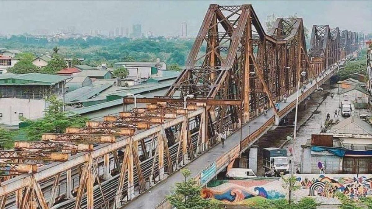 Cầu Long Biên thông suốt trở lại sau hai tháng sửa chữa - Đài Phát thanh và truyền hình Hà Nội