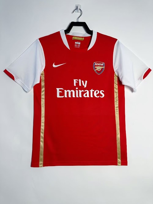 Equipación local del Arsenal 2006-07.jpeg