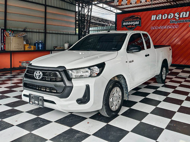 TOYOTA HILUX REVO