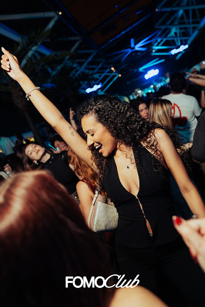 FOMOClub (19).jpg