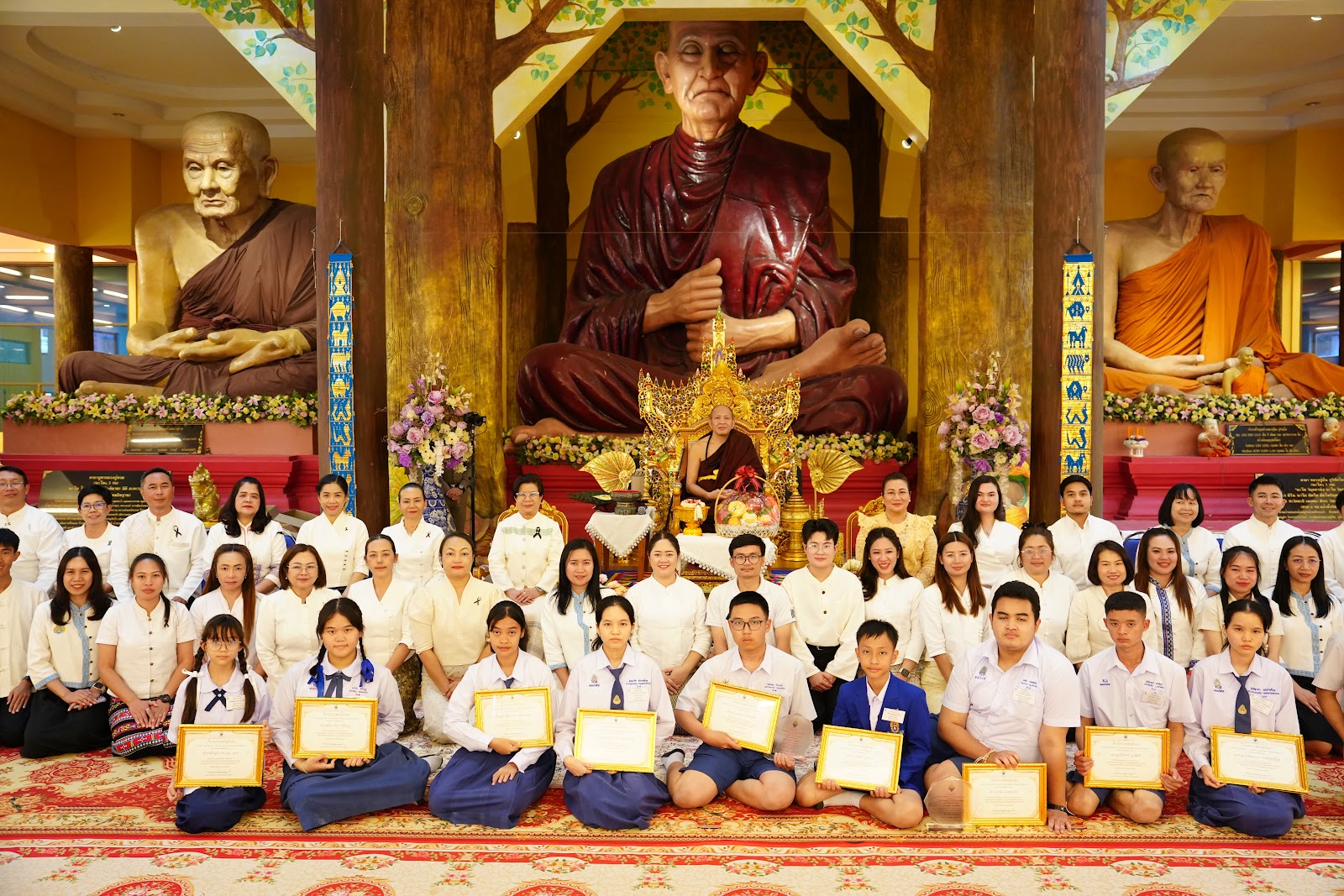 พิธีรับมอบทุนการศึกษาโครงการเพชรล้านนา 3