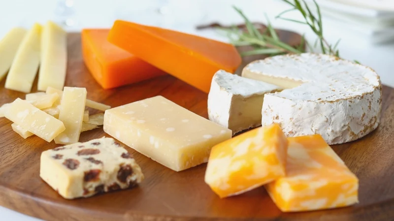 Phô mai tươi (cottage cheese) là sản phẩm từ sữa nổi bật nhờ hàm lượng protein cao