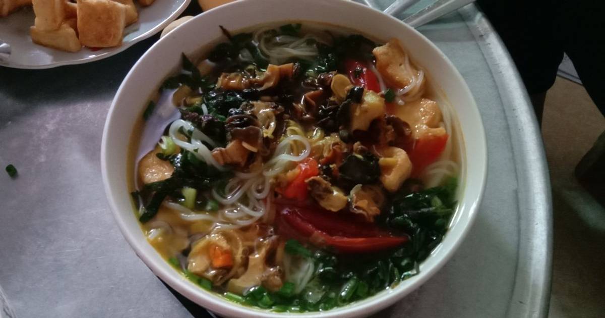 Bún ốc đậu