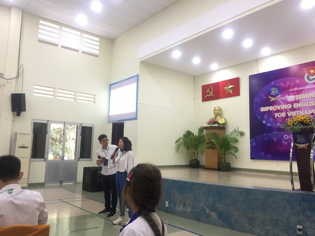Trại sinh chia sẻ tại hội thảo về giải pháp học tiếng Anh hiệu quả