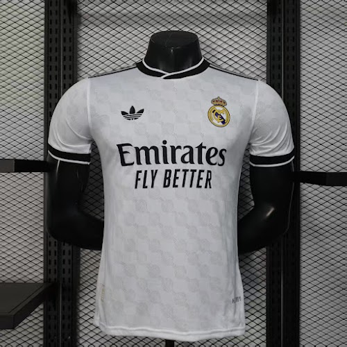 25-26 Real Madrid Edicion Especial White 2.jpg