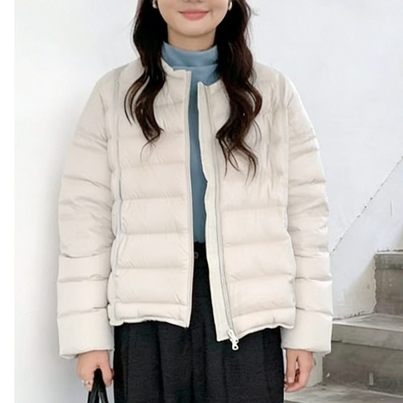 Short women's down jacket, light, loose fit
