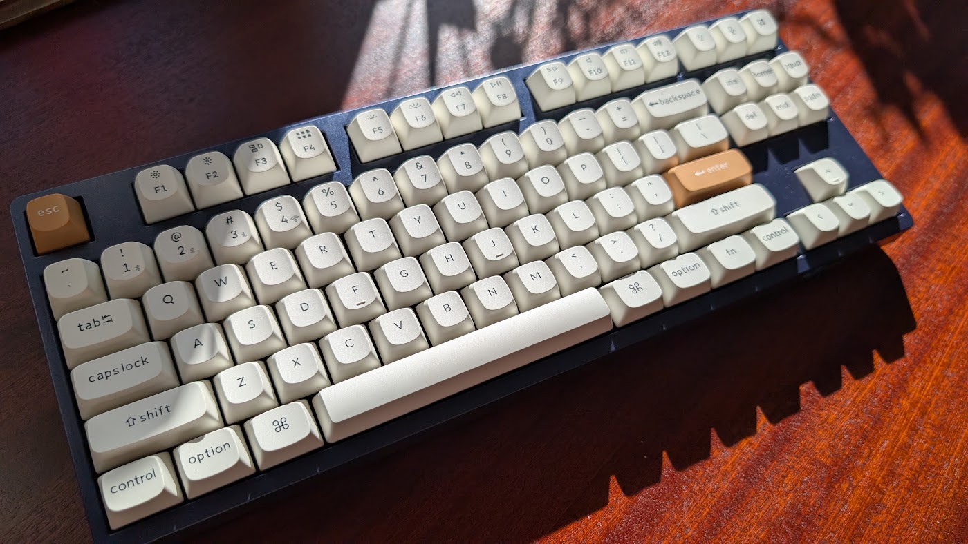 Akko 3087DS Horizon Edition, Keychron K8 spares