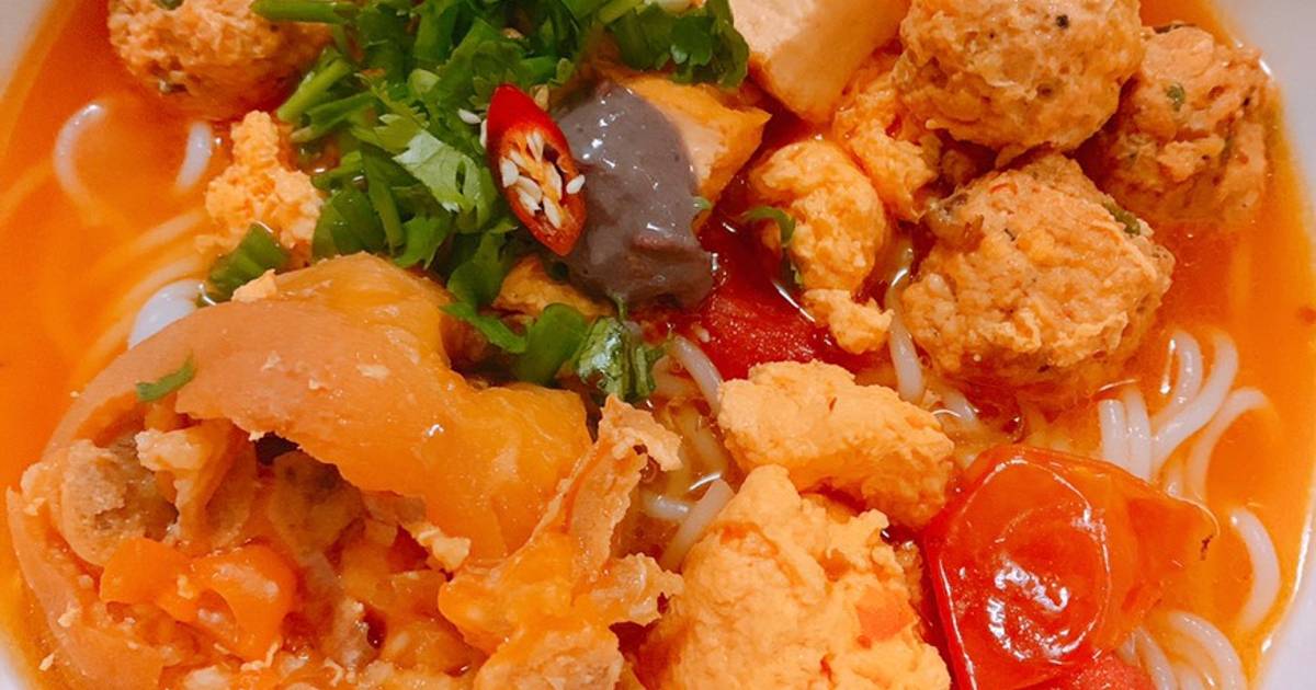 Bún riêu giò heo (không cần cua)