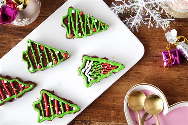 Bánh Brownie Hình Cây Thông Noel
