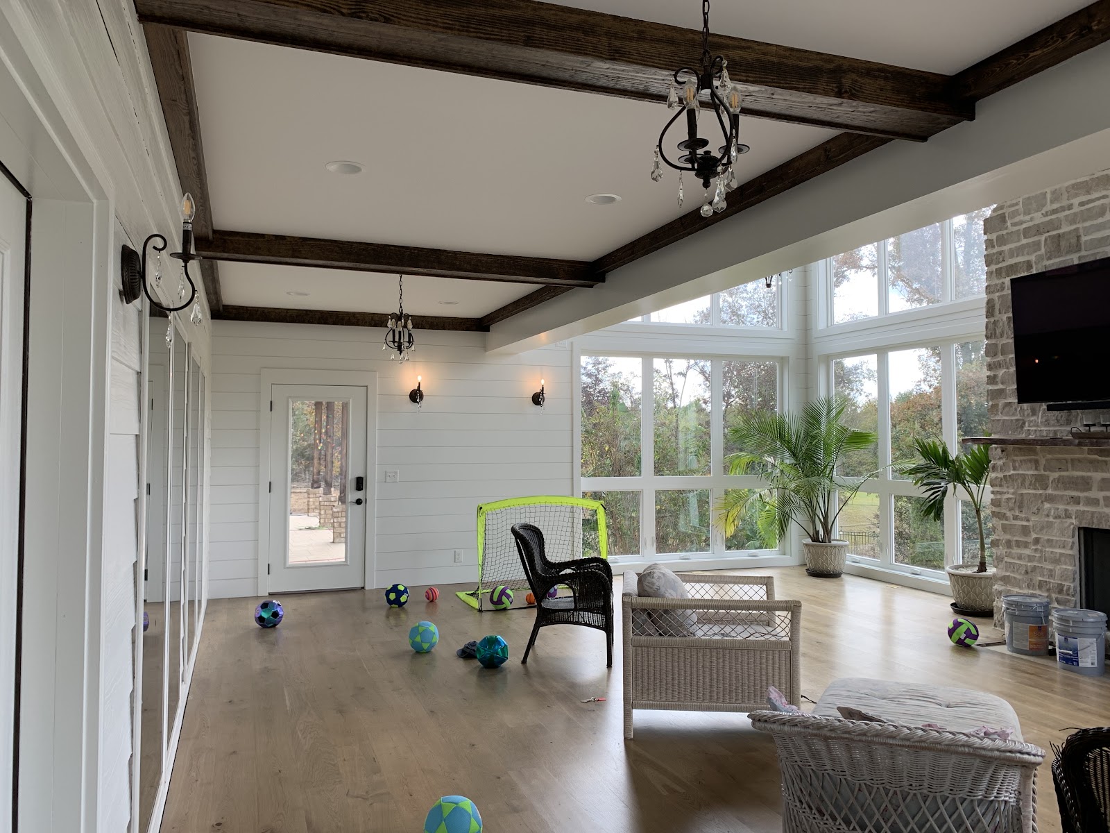 Inspirational Space: Specialty Project in Rural & Scenic Builds (project photo 13)