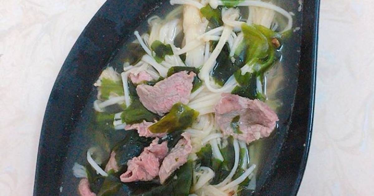 Canh rong biển nấm thịt bò