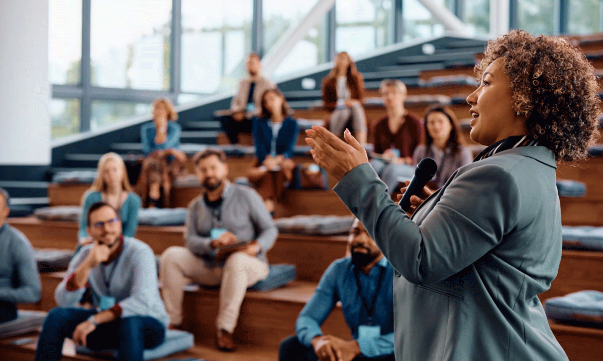 La Conferencia Anual DEAC 2025: Innovación y Calidad en la Educación a Distancia