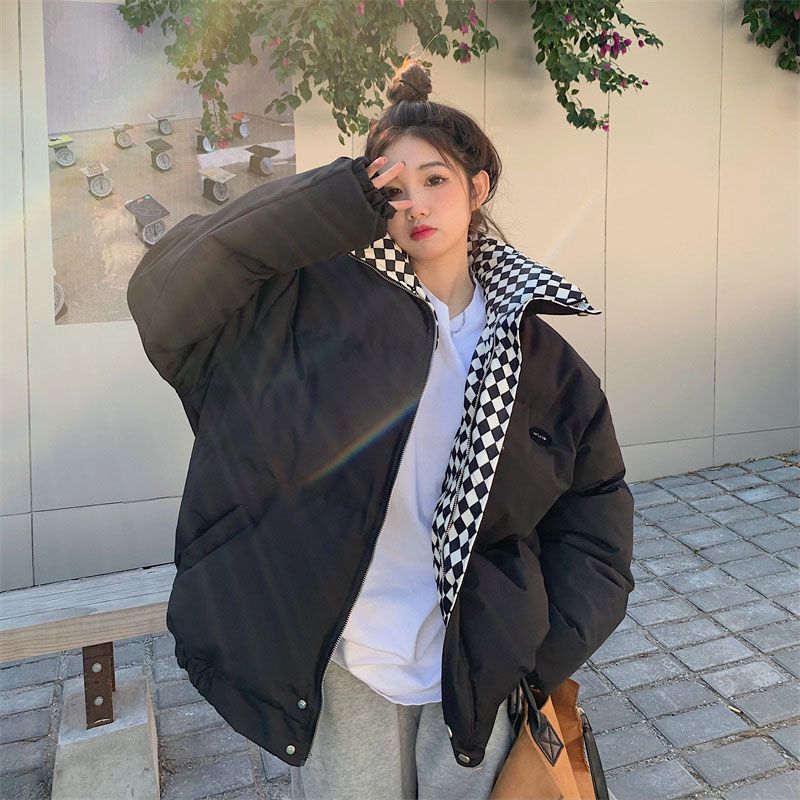 Short women's puffer jacket with stand-up collar