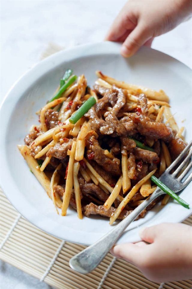 Thịt Bò Chiên Xào Gừng