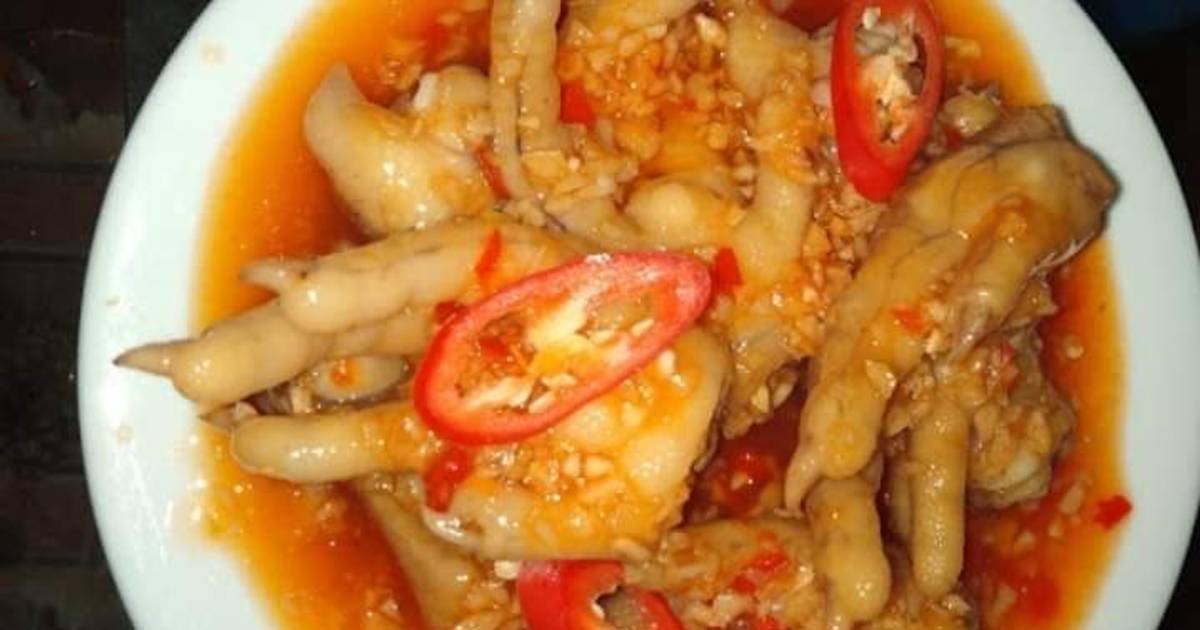 Chân gà sốt cay
