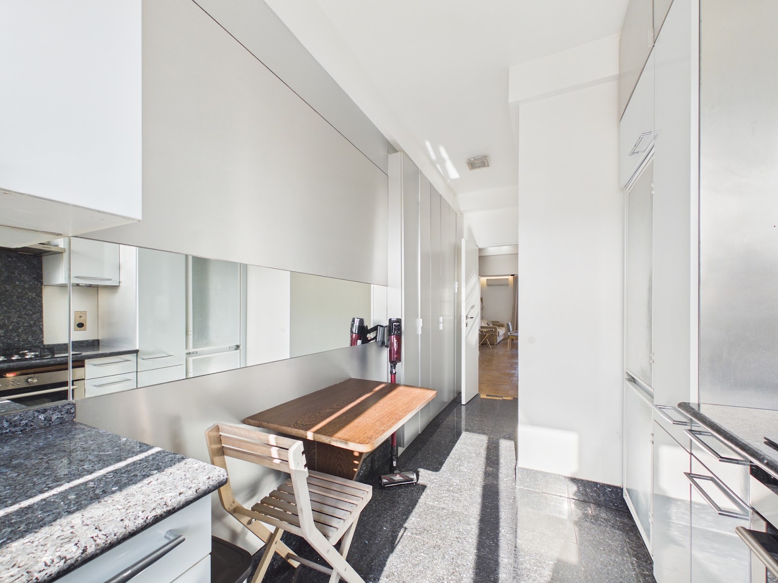 Appartement — 8 avenue Montaigne, 75008 Paris — photo 8/39