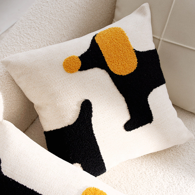 Cuddly cushion with dog motif, linen