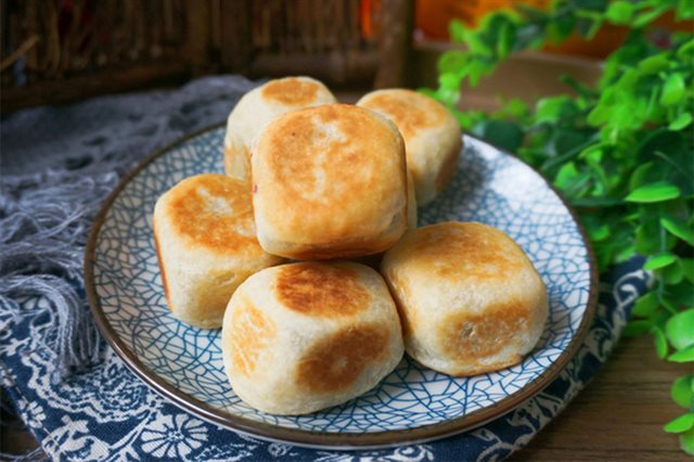 Bánh Khoai Tím Nhân Sữa Tươi