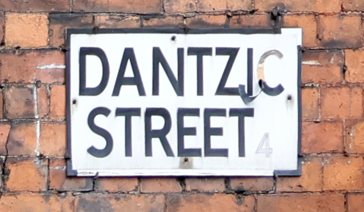 Abertarff_Dantzic_Street_Sign_Manchester.jpg