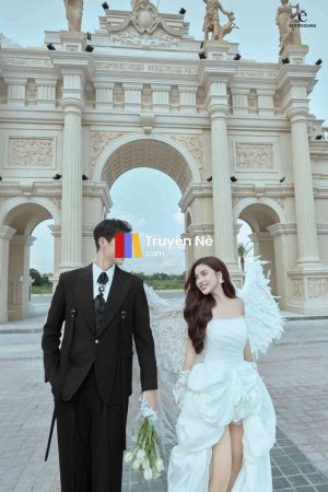 Dưới Bóng Cây Đau Khổ