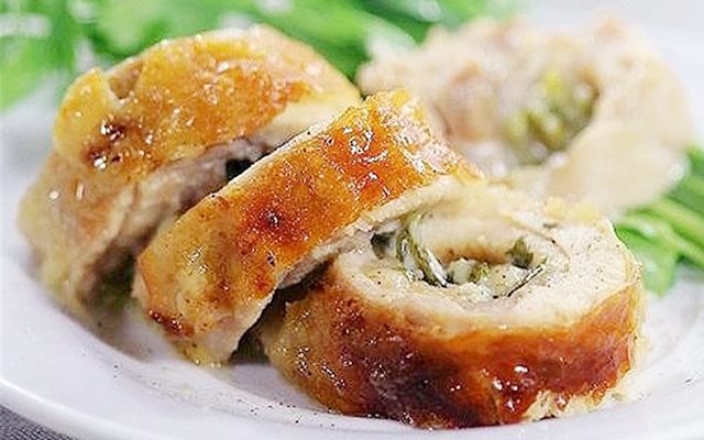 Gà Cuộn Phô Mai Nướng Giấy Bạc