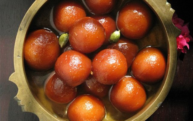 Bánh Hoa Hồng - Gulab Jamun