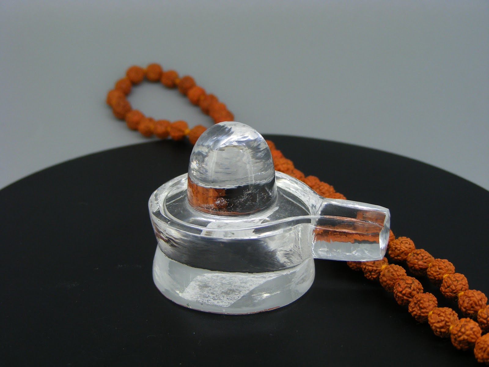 Sphatik Shivling 63.78 gm
