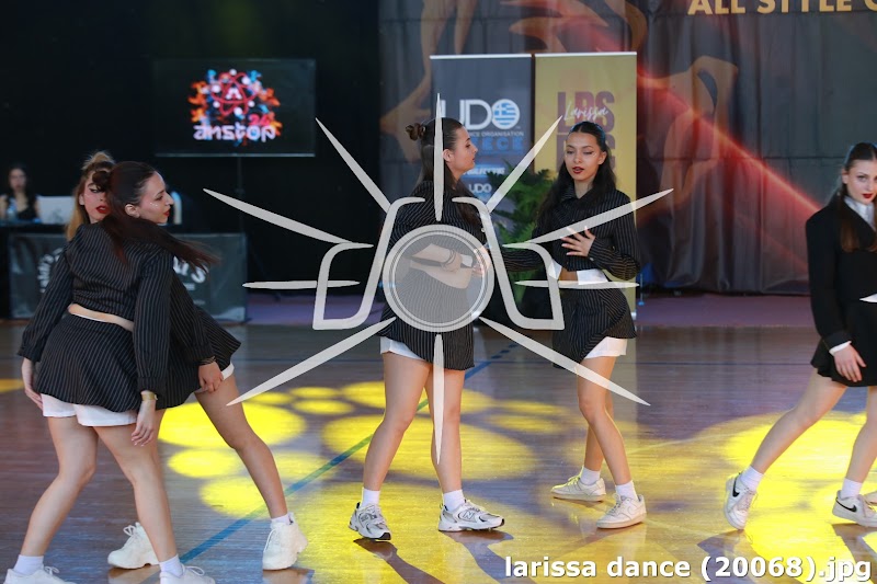 larissa dance (20068).jpg